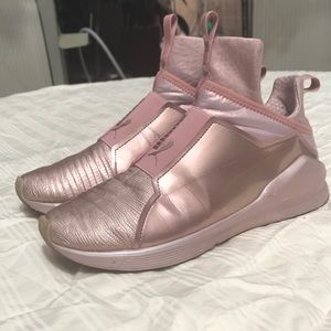 Puma Fierce Core Pink Plastic sneakers Sz. 9